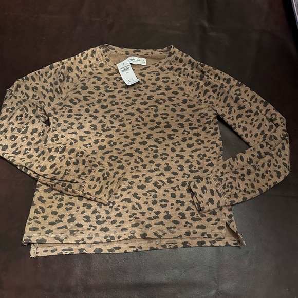 Abercrombie & Fitch Sweaters - A&F soft & cozy top